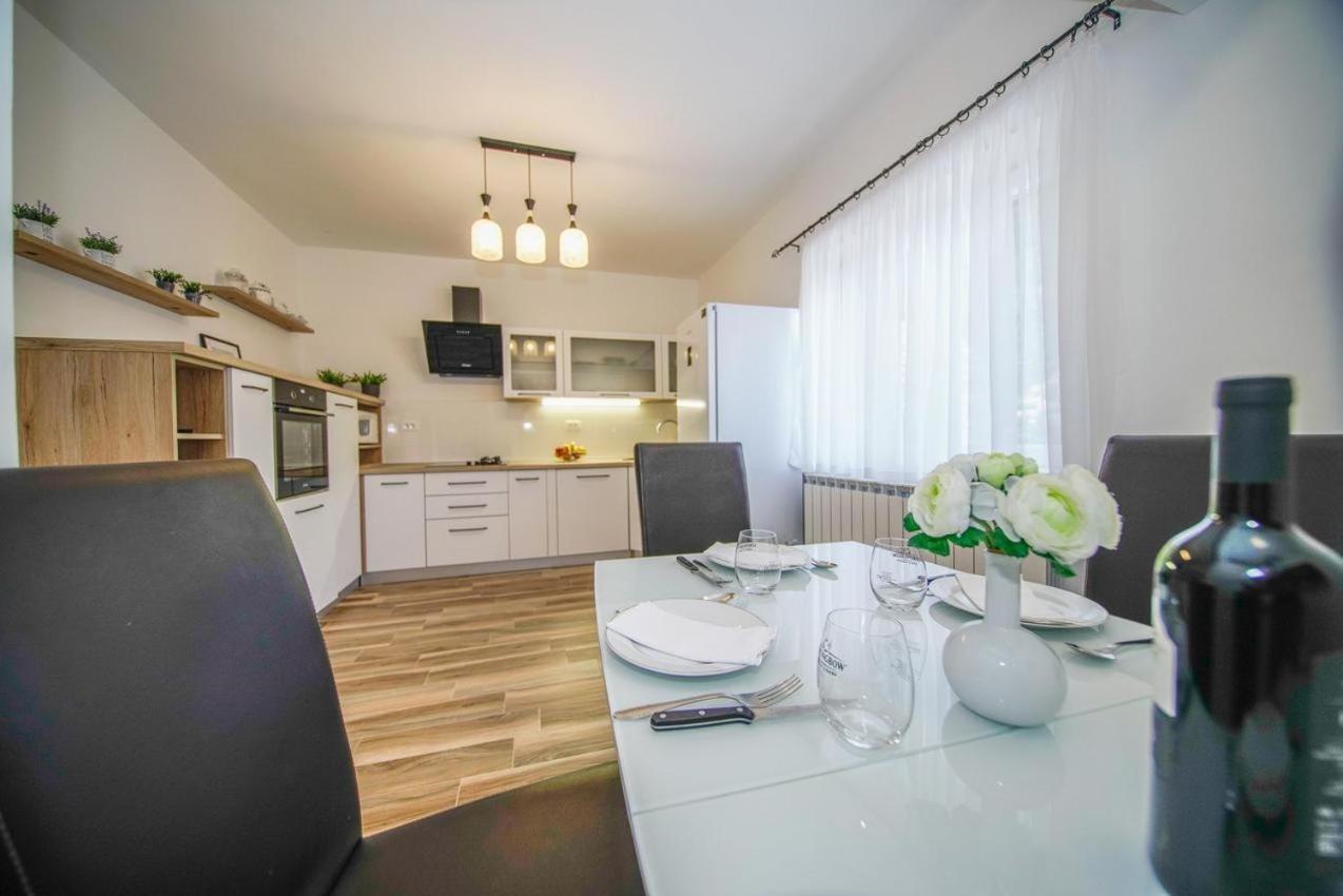 ספליטסקה Apartman Mate מראה חיצוני תמונה